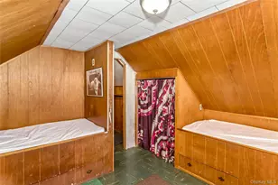 174 N Nassau Ave, Massapequa, NY 11758 - Photo 19