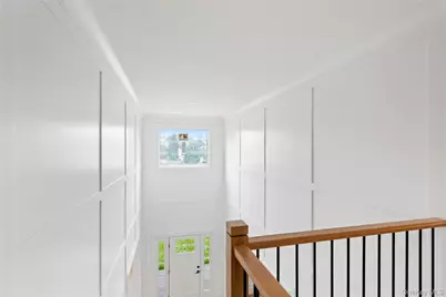 255 N Chestnut Street, Massapequa, NY 11758 - Photo 19