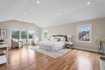 255 N Chestnut Street, Massapequa, NY 11758 - Photo 19