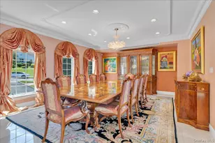 90 Greenleaf Hill, Great Neck, NY 11023 - Photo 9