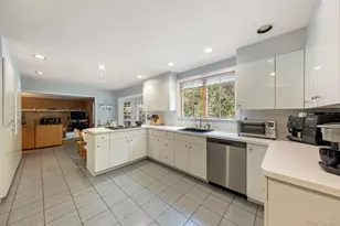 1 Sabbathday Hill Rd, South Salem, NY 10590 - Photo 15