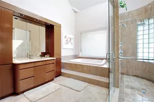 6 Old Wagon Ln, Old Westbury, NY 11568 - Photo 17