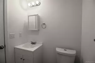 358 Concord Ln, Middletown, NY 10940 - Photo 7