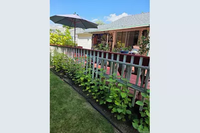 247 Croydon Road, Yonkers, NY 10710 - Photo 37