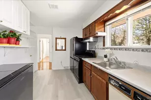 247 Croydon Rd, Yonkers, NY 10710 - Photo 29