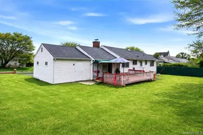 247 Croydon Road, Yonkers, NY 10710 - Photo 9