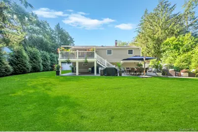 39 Crestwood Lane, Farmingville, NY 11738 - Photo 33