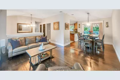 39 Crestwood Lane, Farmingville, NY 11738 - Photo 7