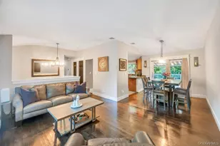 39 Crestwood Ln, Farmingville, NY 11738 - Photo 7