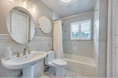 39 Crestwood Lane, Farmingville, NY 11738 - Photo 21