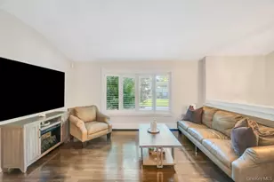 39 Crestwood Ln, Farmingville, NY 11738 - Photo 17