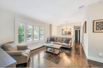 39 Crestwood Lane, Farmingville, NY 11738 - Photo 15