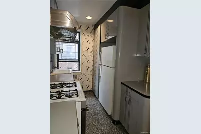 102-18 64 Avenue #2X, Forest Hills, NY 11375 - Photo 15