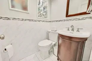 252 Cedar Ave, Hewlett Bay Park, NY 11557 - Photo 19