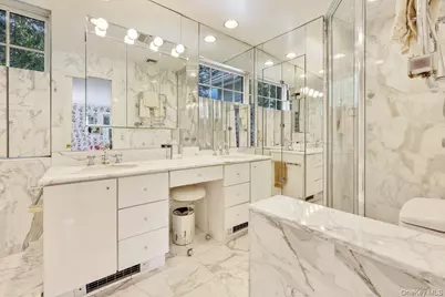 252 Cedar Avenue, Hewlett Bay Park, NY 11557 - Photo 23