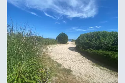 19 W End Avenue, East Quogue, NY 11942 - Photo 31