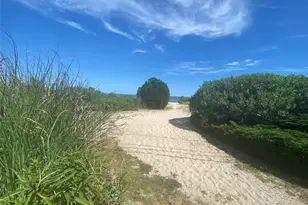 19 West End Ave, East Quogue, NY 11942 - Photo 31