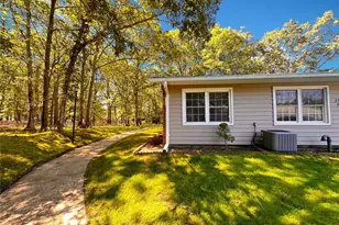 231 Blackpool Ct, Ridge, NY 11961 - Photo 15