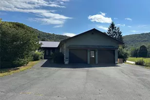 250 Rockland Rd, Roscoe, NY 12776 - Photo 3