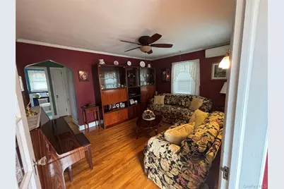 62 Poppy Avenue, Franklin Square, NY 11010 - Photo 19