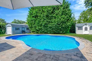 8 Paynes Ln, East Quogue, NY 11942 - Photo 23