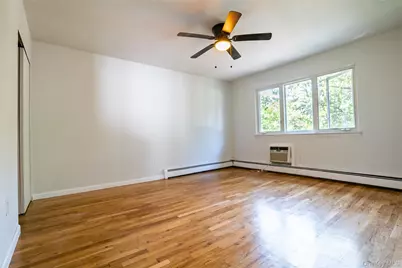 202 Powell Avenue, Central Islip, NY 11722 - Photo 17