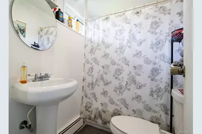 202 Powell Avenue, Central Islip, NY 11722 - Photo 27