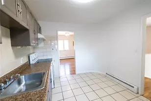 202 Powell Ave, Central Islip, NY 11722 - Photo 13