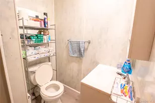 202 Powell Ave, Central Islip, NY 11722 - Photo 31