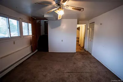 292 Westside Avenue, Freeport, NY 11520 - Photo 17