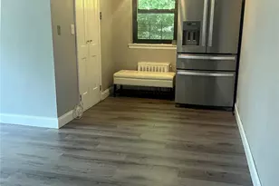 196-11 69th Ave, Fresh Meadows, NY 11365 - Photo 9