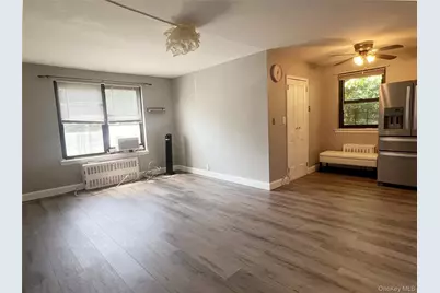 196-11 69th Avenue #2nd fl, Fresh Meadows, NY 11365 - Photo 7