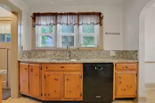 94 Roosevelt Ave, Kingston, NY 12401 - Photo 13