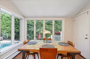 2 Flower Ln, Jericho, NY 11753 - Photo 9