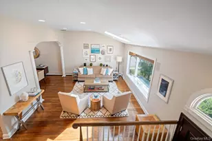 2 Flower Ln, Jericho, NY 11753 - Photo 5