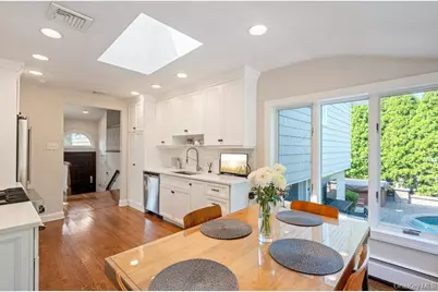 2 Flower Lane, Jericho, NY 11753 - Photo 11