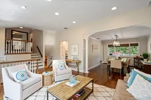 2 Flower Ln, Jericho, NY 11753 - Photo 3