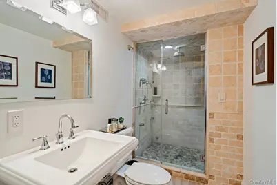 2 Flower Lane, Jericho, NY 11753 - Photo 19