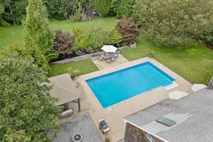 138 North Rd, Hampton Bays, NY 11946 - Photo 5