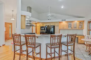 6 Bay Dr, Hampton Bays, NY 11946 - Photo 9