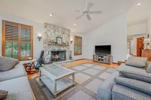 6 Bay Dr, Hampton Bays, NY 11946 - Photo 5