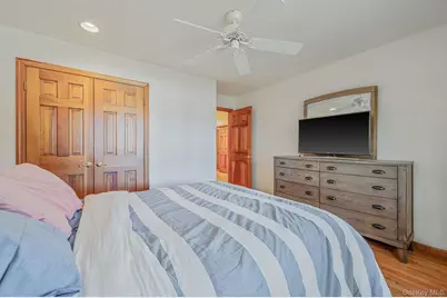 6 Bay Drive, Hampton Bays, NY 11946 - Photo 13