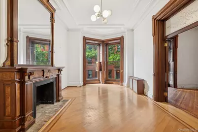 39 Remsen Street #2D, Brooklyn, NY 11201 - Photo 3