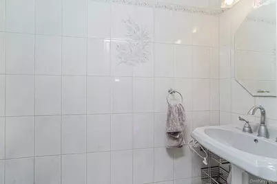 124 Virginia Avenue, New York, NY 10305 - Photo 15