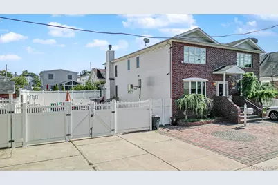 124 Virginia Avenue, New York, NY 10305 - Photo 3