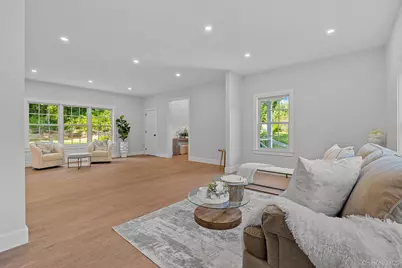 271 Diddell Road, Poughkeepsie, NY 12603 - Photo 5