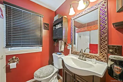 30 Oakdale Avenue, Central Islip, NY 11722 - Photo 31