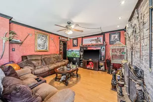 30 Oakdale Ave, Central Islip, NY 11722 - Photo 23