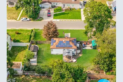 30 Oakdale Avenue, Central Islip, NY 11722 - Photo 17