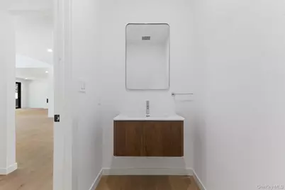 28 McLain Street, Bedford Corners, NY 10549 - Photo 27